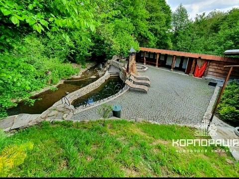 коммерческая по адресу Центральна, 10