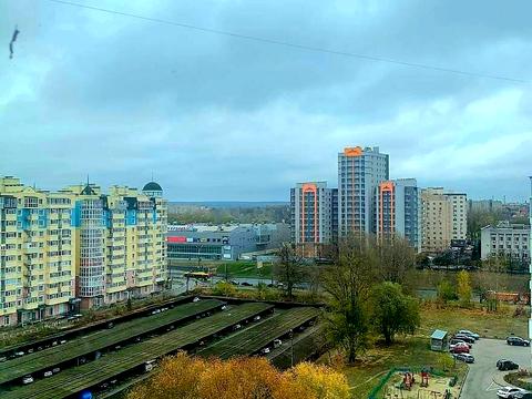 квартира за адресою Михайла Лушпи просп., 5