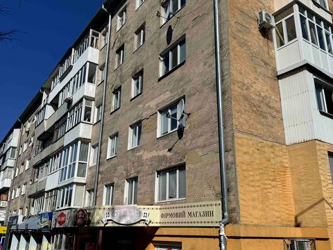 комерційна за адресою Степана Бандери вул., 58