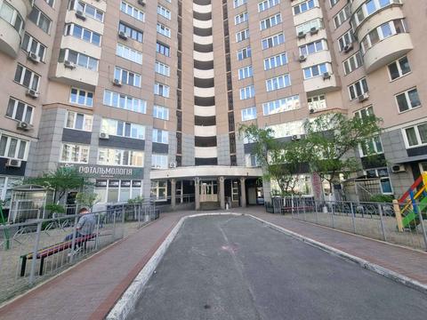 квартира за адресою Срібнокільська вул., 1