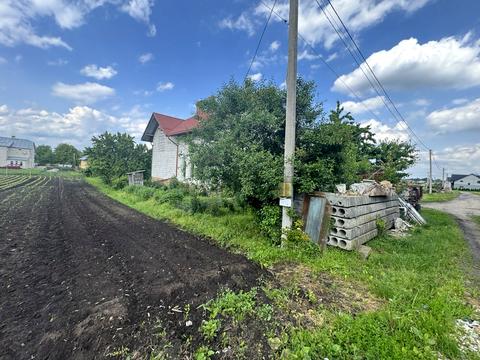 участок по адресу Стуса