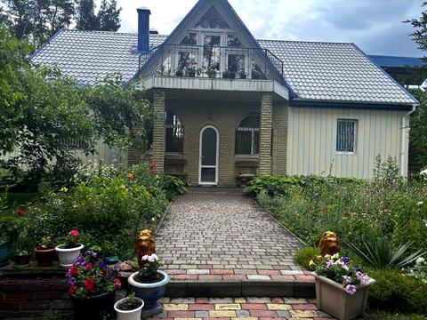 будинок за адресою Садова
