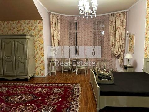 будинок за адресою Центральна, 1