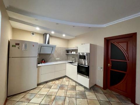 квартира по адресу Артековская ул., 12