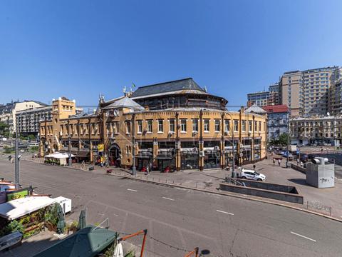 комерційна за адресою Басейна вул., 2