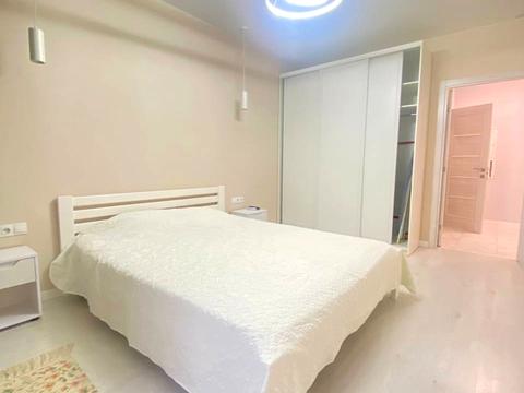 квартира по адресу Ревуцкого ул., 40-В