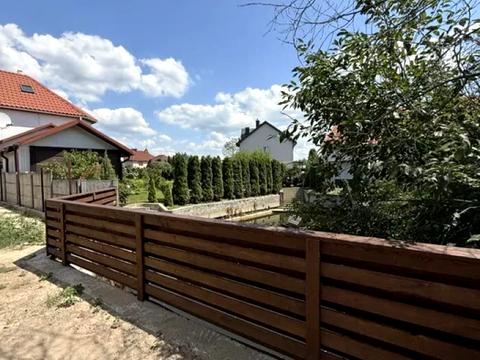 будинок за адресою Центральна вул.