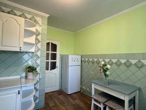 квартира за адресою Дніпровська набережна вул., 13