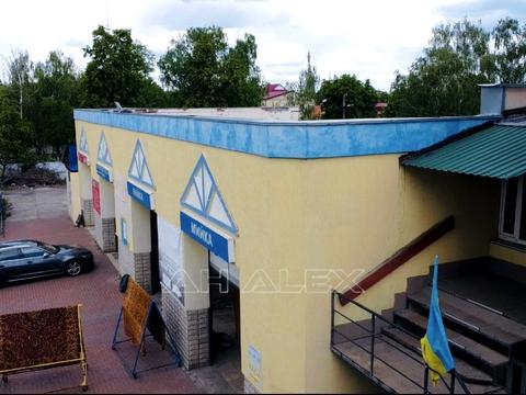 комерційна за адресою Глиняна вул., 40Б