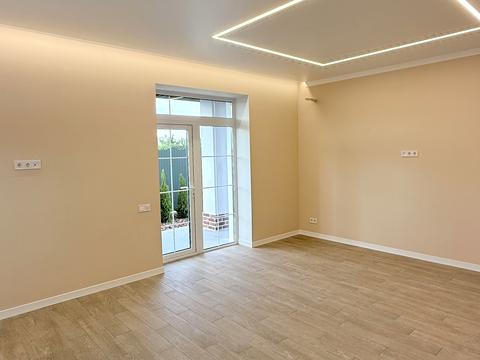 будинок за адресою Приозерна вул.