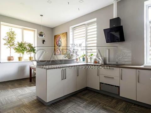 будинок за адресою Борщагівська вул.