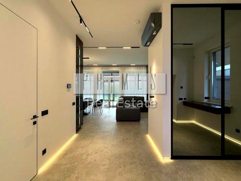 будинок за адресою Захрестова вул.