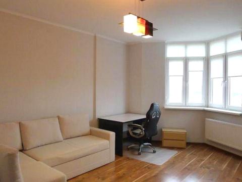 квартира за адресою Андрія Малишка вул., 25