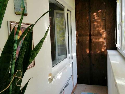 квартира за адресою Романа Шухевича просп. (Генерала Ватутіна), 8