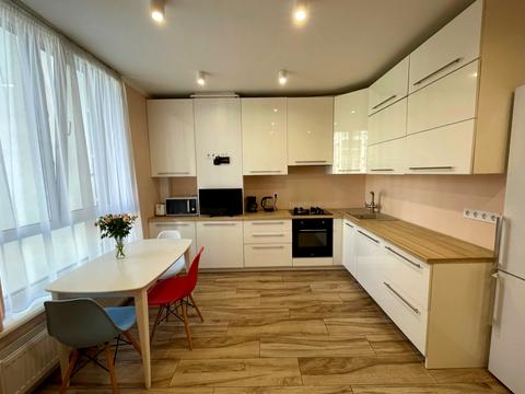 квартира за адресою Журавлина вул., 3