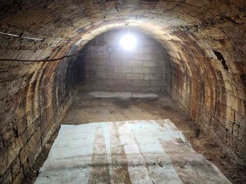 комерційна за адресою Польська вул., 21