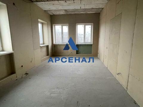 комерційна за адресою Скворцова вул., 240