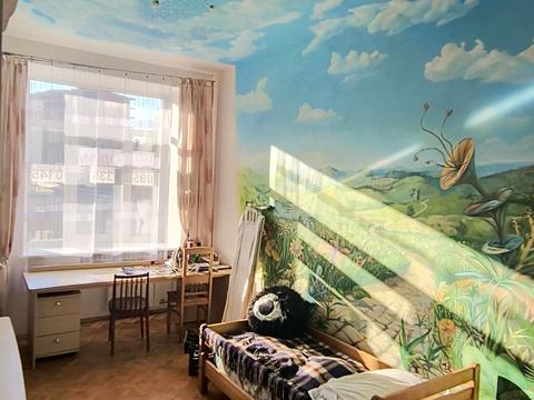 квартира за адресою Куликівський узвіз (Революції), 9