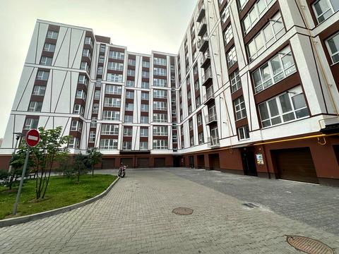 комерційна за адресою Полуботка, 18