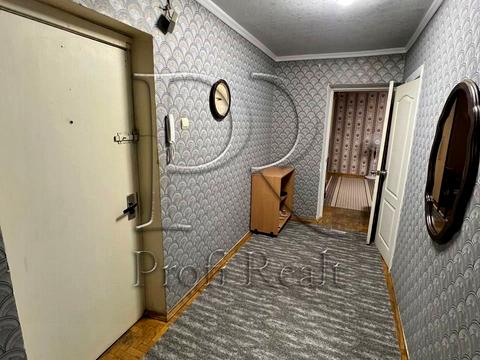 квартира за адресою Дніпровська набережна вул., 13