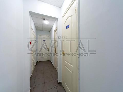 комерційна за адресою Тараса Шевченка бульв., 38