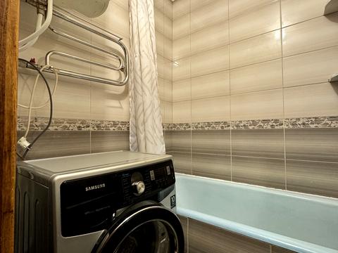 квартира за адресою Автозаводська вул., 7