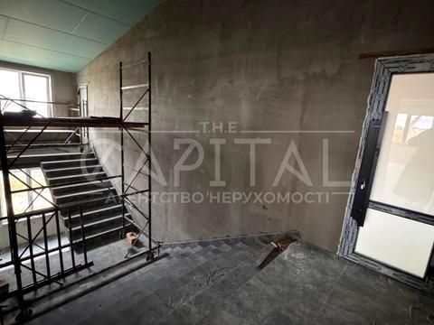 коммерческая по адресу Радужная ул., 58