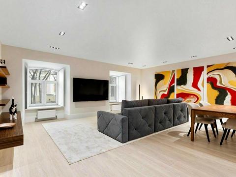 квартира по адресу Соборная пл., 1