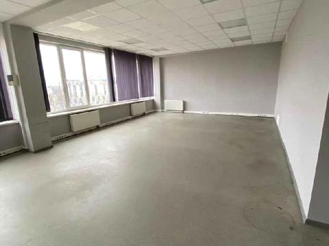 коммерческая по адресу Черновола просп. (700-летия Львова), 67