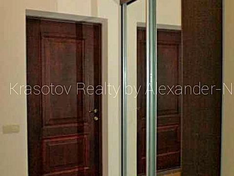 квартира по адресу Французский бульв., 13а