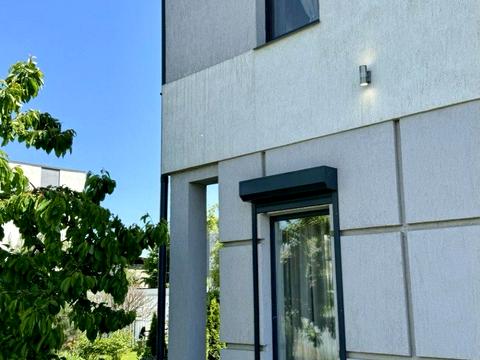 дом по адресу Курінна