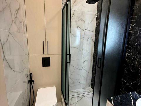 квартира по адресу Краснова ул., 1-В
