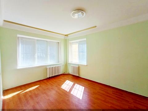 квартира по адресу Строителей ул., 13