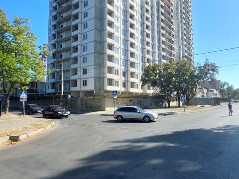 квартира за адресою Одеса, Героїв Крут вул. (Валентини Терешкової), 27а