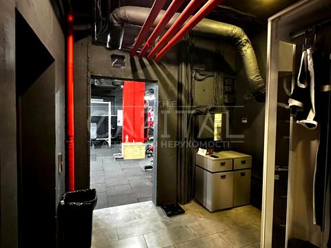 комерційна за адресою Київ, Звіринецька вул., 47