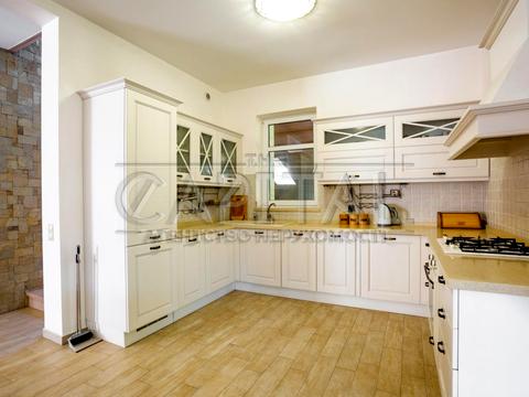 будинок за адресою Польова