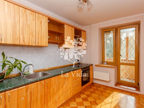 квартира за адресою Михайла Котельникова вул., 13