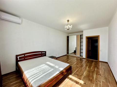 квартира за адресою Воскресенська вул., 12-В