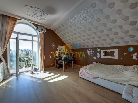 будинок за адресою Вишневе містечко