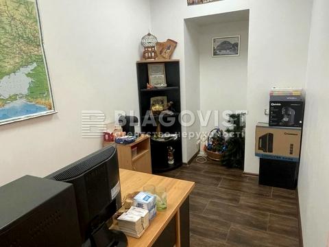 комерційна за адресою Євгена Чикаленка вул. (Пушкінська), 32-Б