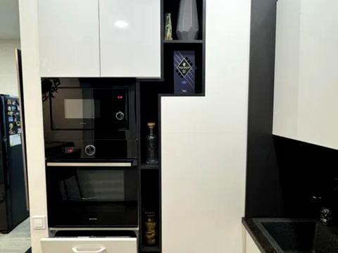 квартира за адресою Каманіна, 16а/2