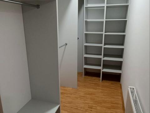 будинок за адресою Богдана Лепкого вул.