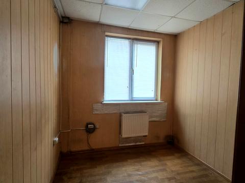 комерційна за адресою Львів, Пластова вул. (Силікатна), 7