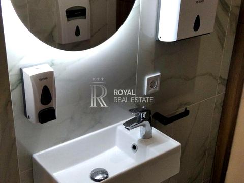 коммерческая по адресу Кловский спуск, 7