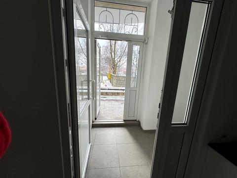 коммерческая по адресу Генерала Юнакива ул., 9