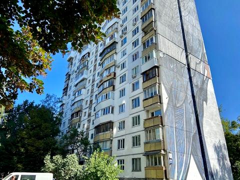 квартира за адресою Академіка Булаховського вул., 40 А
