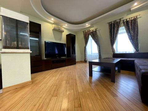 квартира по адресу Катерини Білокур ул., 6