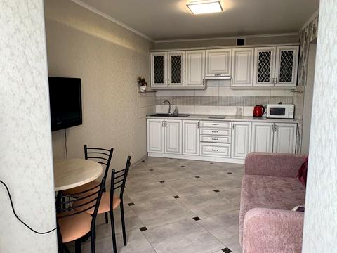 квартира по адресу Яблунева, 13б