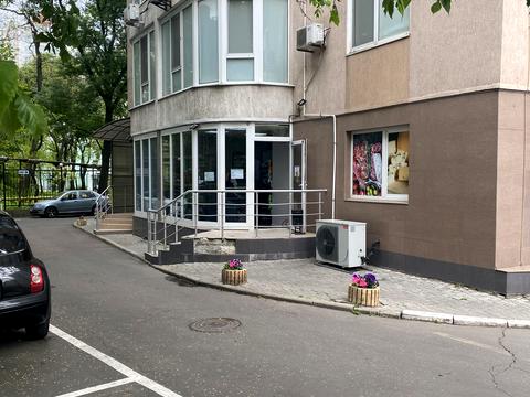 коммерческая по адресу Обсерваторный переулок, 2/6