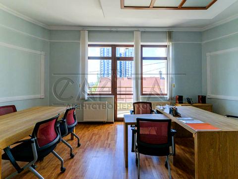 комерційна за адресою Павла Загребельного вул. (Миколи Раєвського), 5
